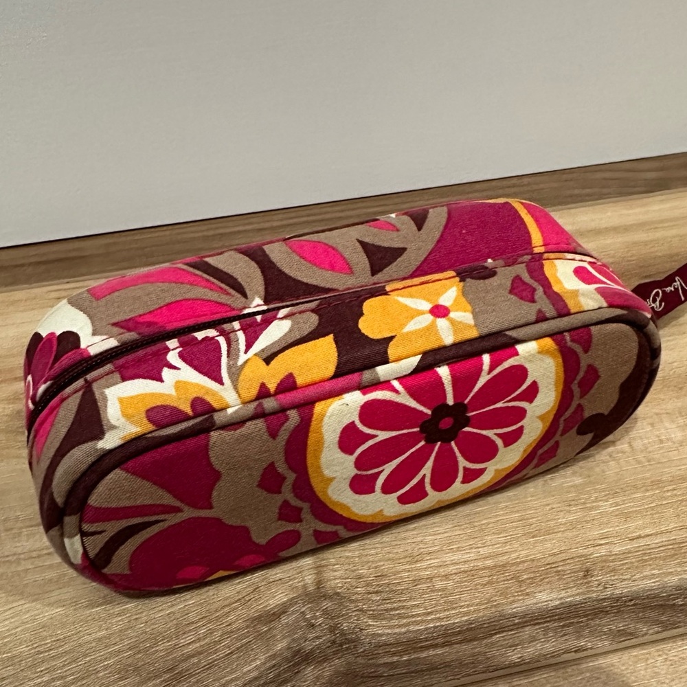 Vera Bradley Soft Shell Eyeglass Case w/ Zipper Closure 2 x 6 x 2.5